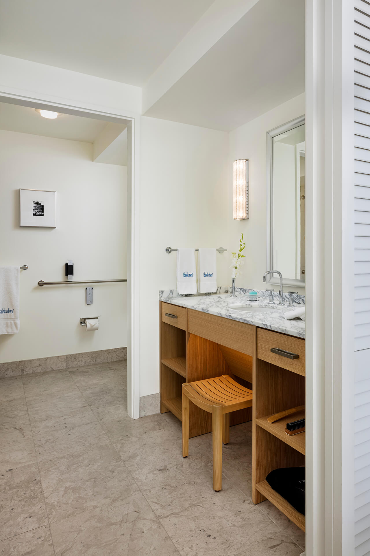 ADA bathroom (Partial Ocean View)