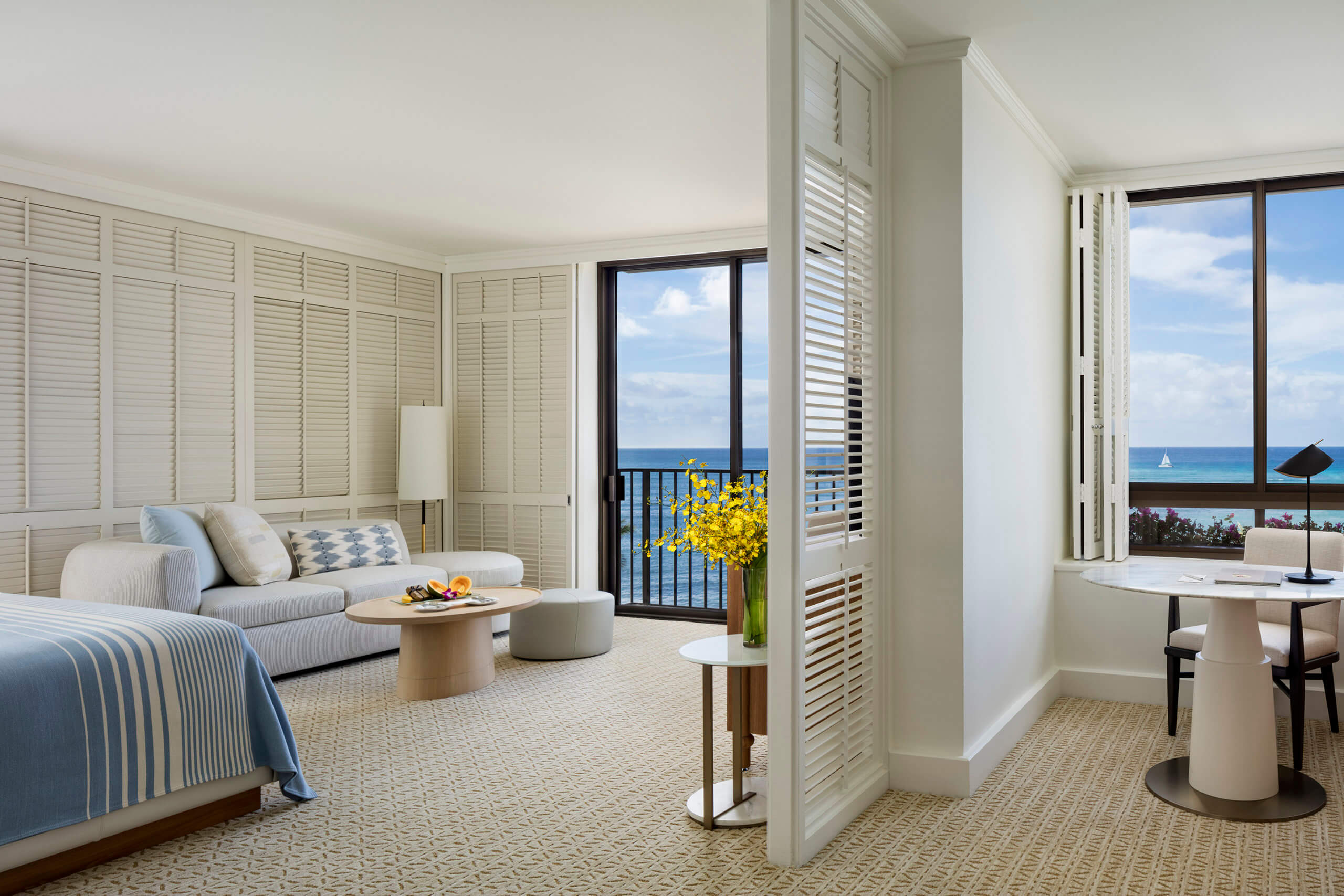 Diamond Head Junior Suite King bed