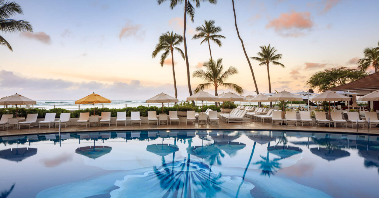 Halekulani Pool Sunrise