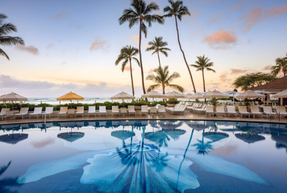 Halekulani Pool Sunrise
