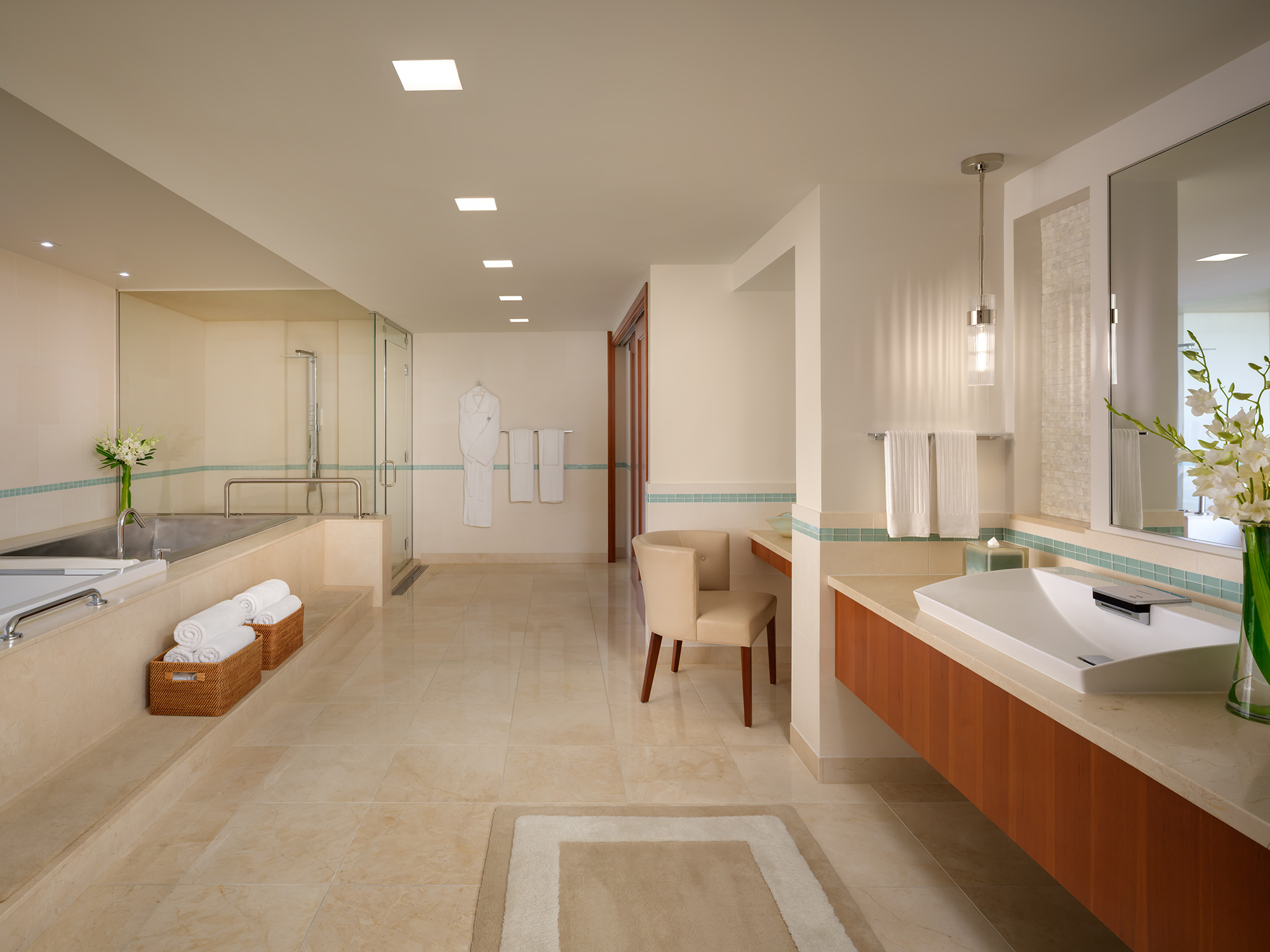 Orchid Suite Bathroom